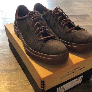 Johnston & Murphy Suede Sneakers. NWT!!!